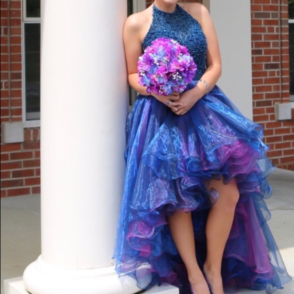 Sherri Hill